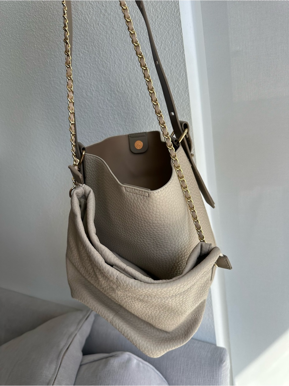 Newbella Fiona Neutral Cream Pebbled Leather Shoulder Bag